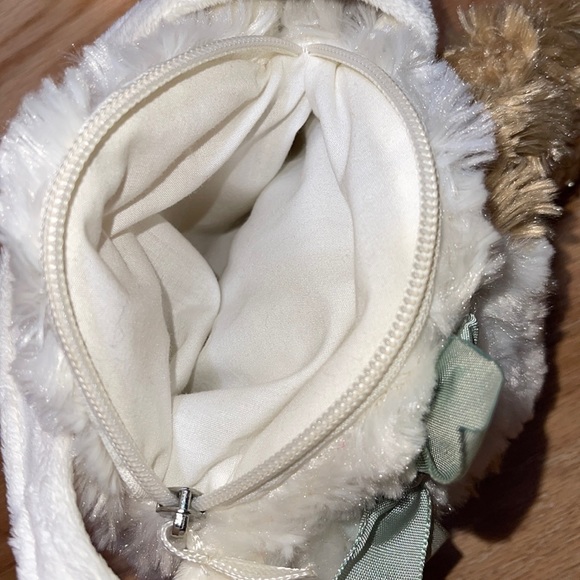 💕 Preloved Fuzzy Dog Purse 🐶 - Picture 6 of 6